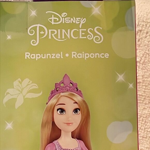Hasbro Disney Princess Rapunzel classic doll w/pink tiara from Tanglled - Picture 10 of 12